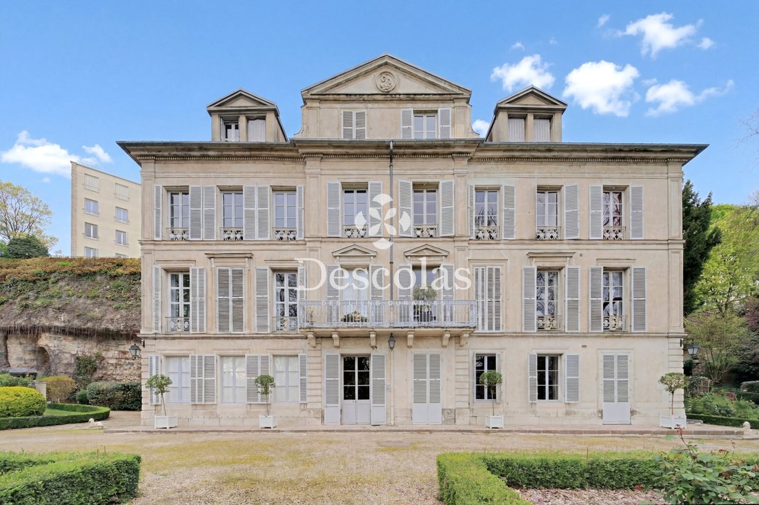 Apartment in Centre, Le Pecq, France 1 - 18193142