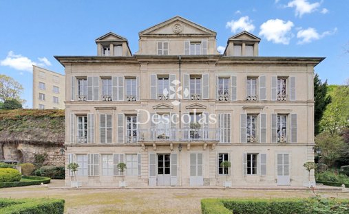 Apartment in Centre, Le Pecq, France 1