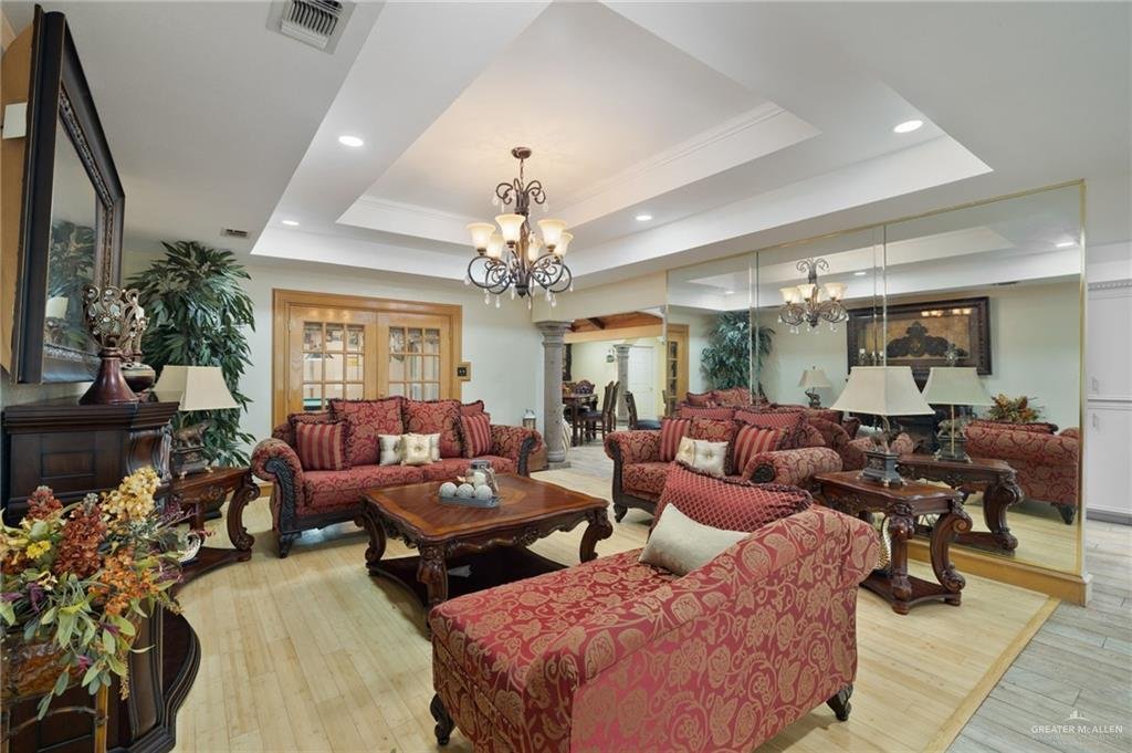 House in Mission, Texas, United States 2 - 18193139