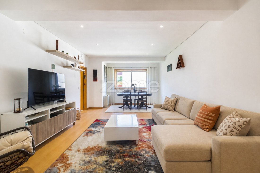 Apartment in Lordelo do Ouro e Massarelos, Porto District, Portugal 2 - 18195024
