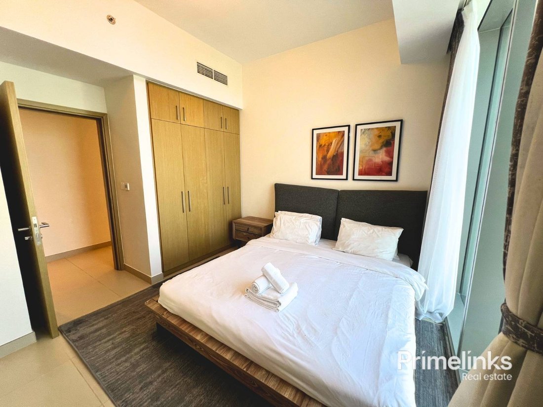 Apartment in Dubai, United Arab Emirates 5 - 18189838