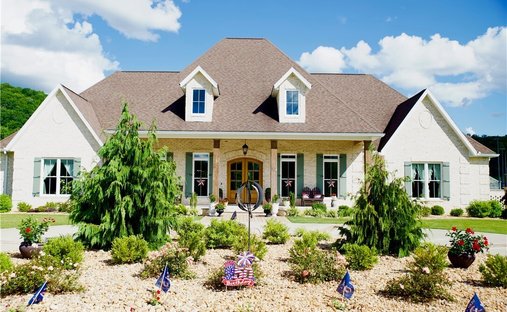 House in Saint Marys, West Virginia, United States 1