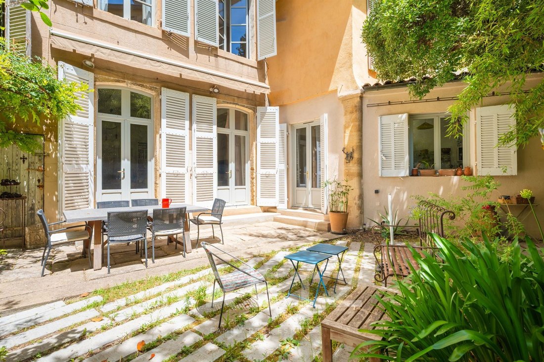 Appartement à Comtale-Cente-Cours Mirabeau, Aix-en-Provence, France 1 - 18190064