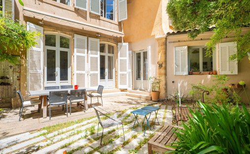 Appartement à Comtale-Cente-Cours Mirabeau, Aix-en-Provence, France 1