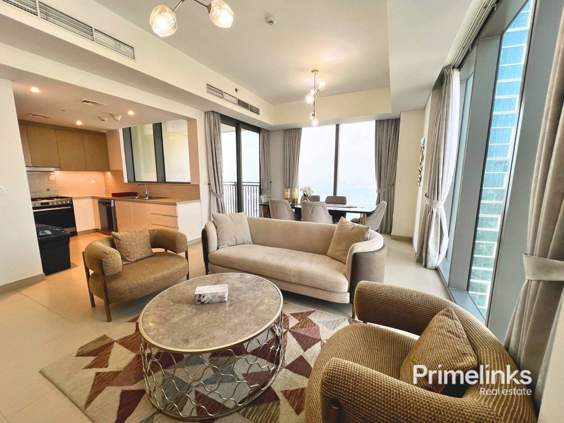 Apartment in Dubai, United Arab Emirates 1 - 18189838