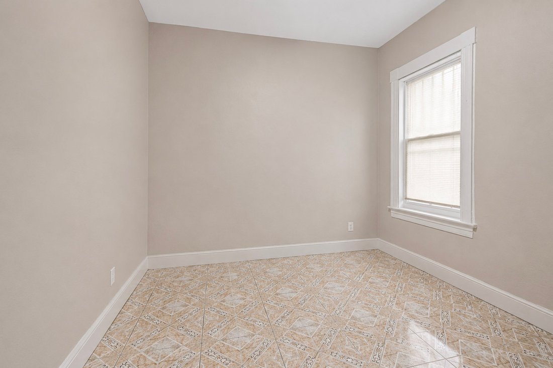Apartment in Yonkers, New York, United States 5 - 18188240