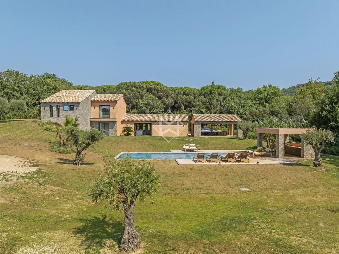 Villa in Ramatuelle, Provence-Alpes-Côte d'Azur, France 5 - 18189810