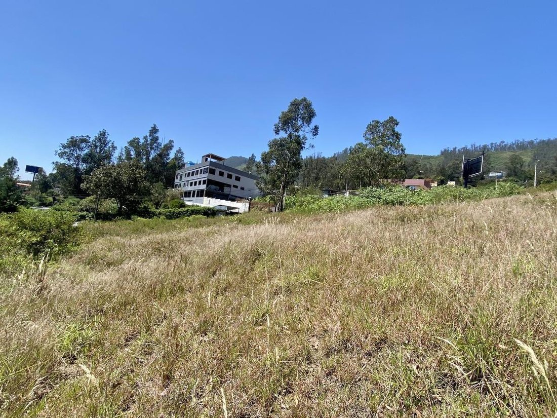 Land in Quito, Pichincha, Ecuador 4 - 18190661