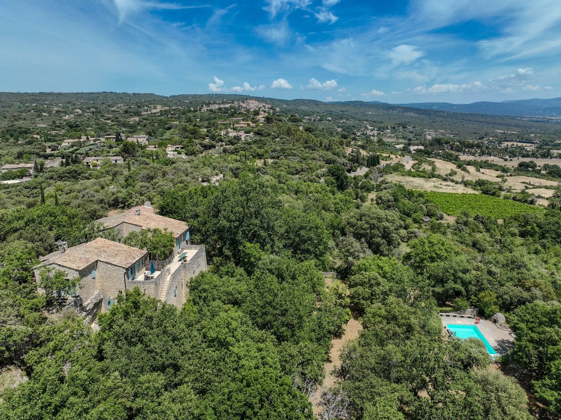 House in Gordes, Provence-Alpes-Côte d'Azur, France 1 - 17352422