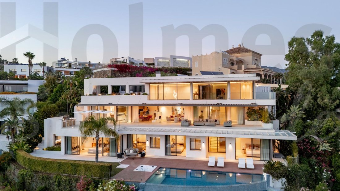 Villa in Benahavis, Andalusia, Spain 1 - 18191335