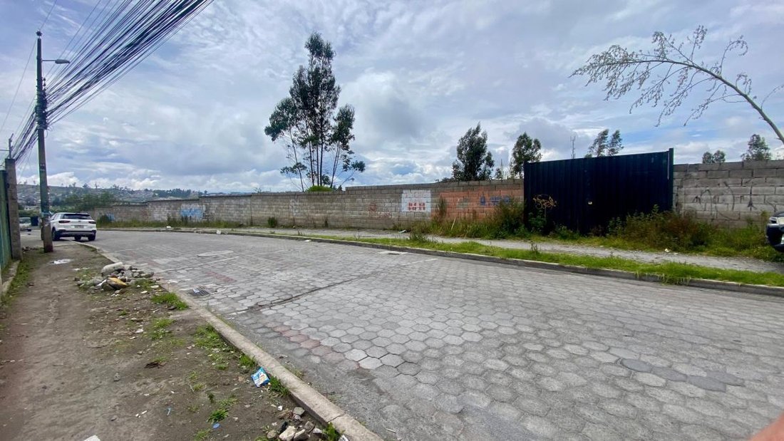 Land in Quito, Pichincha, Ecuador 1 - 18190647