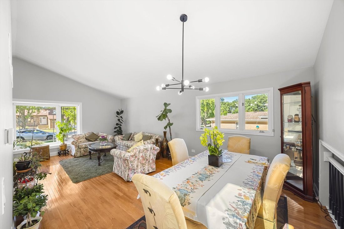 House in Bloomingdale, Illinois, United States 5 - 18193921