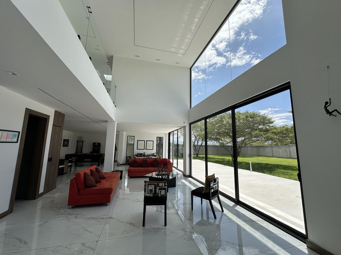 House in Quito, Pichincha, Ecuador 5 - 18190600