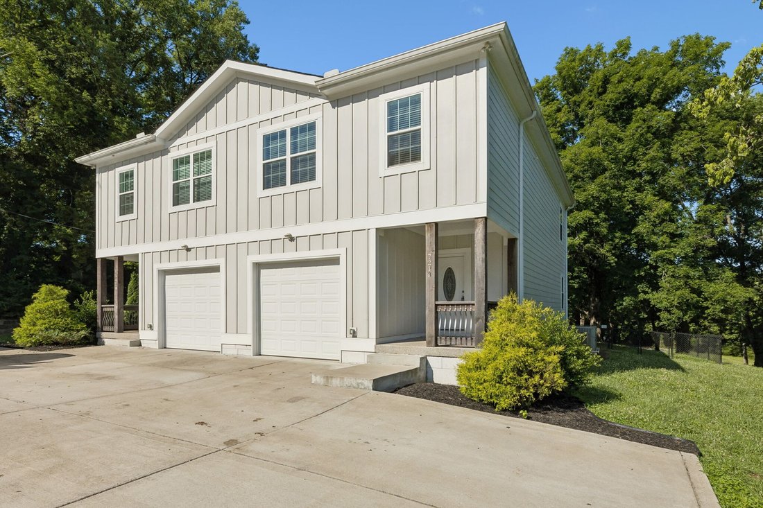 House in Columbia, Tennessee, United States 1 - 18086911