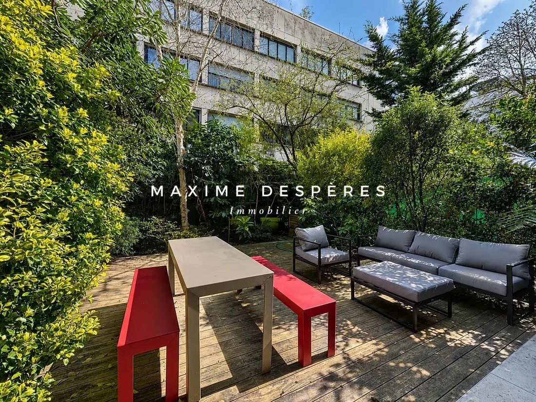 Apartment in Saint James-Général Koenig, Neuilly-sur-Seine, France 1 - 15400081