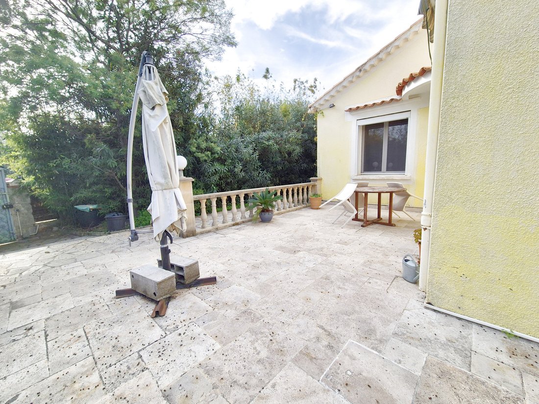 House in Hyeres, Provence-Alpes-Côte d'Azur, France 5 - 18189579