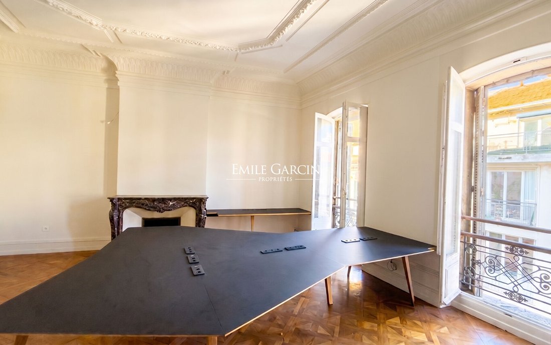 Apartment in Castellane, 6e Arrondissement, Marseille 2 - 17361574