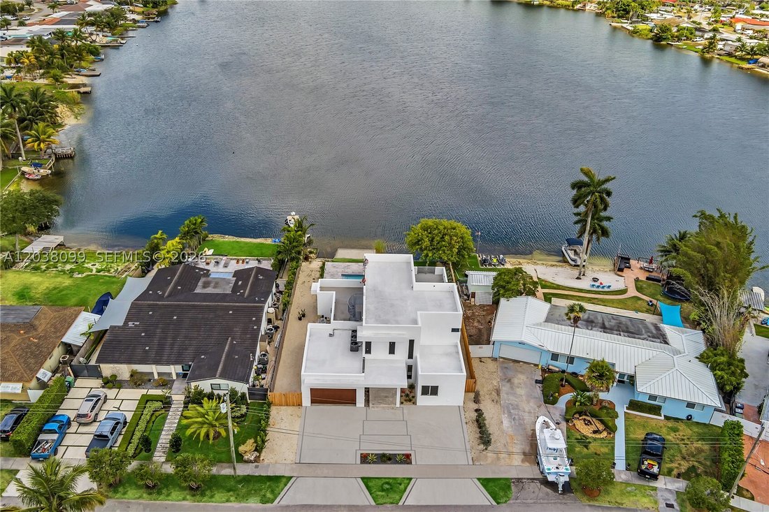 Maison à Miami, Floride, États-Unis 1 - 18193477