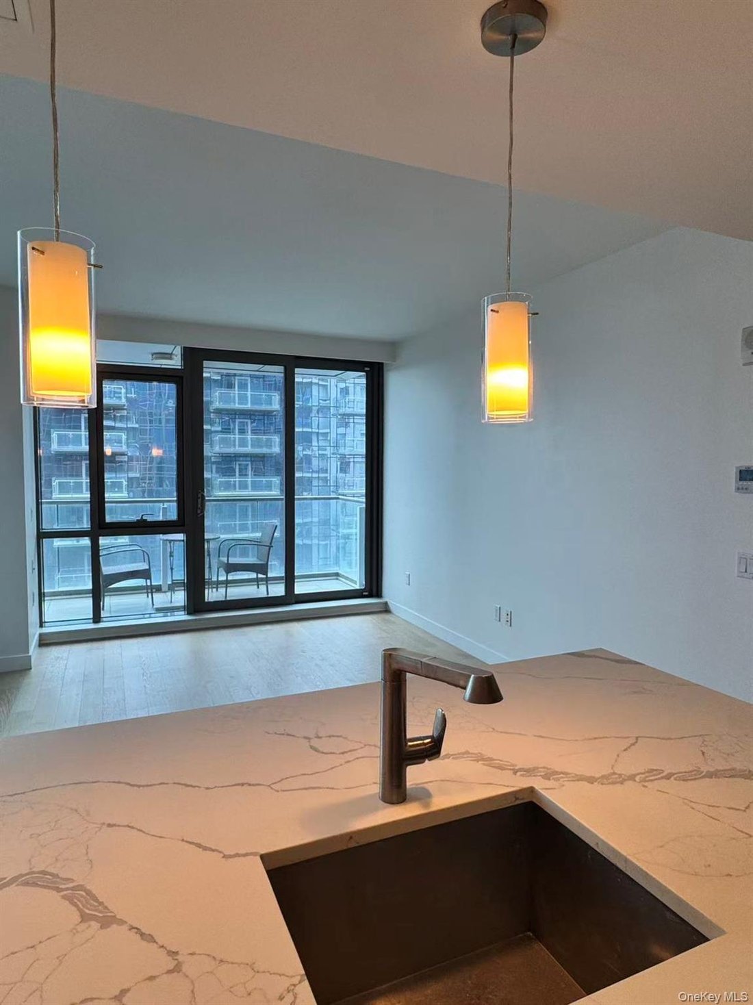 Condo in New York, New York, United States 4 - 18191157