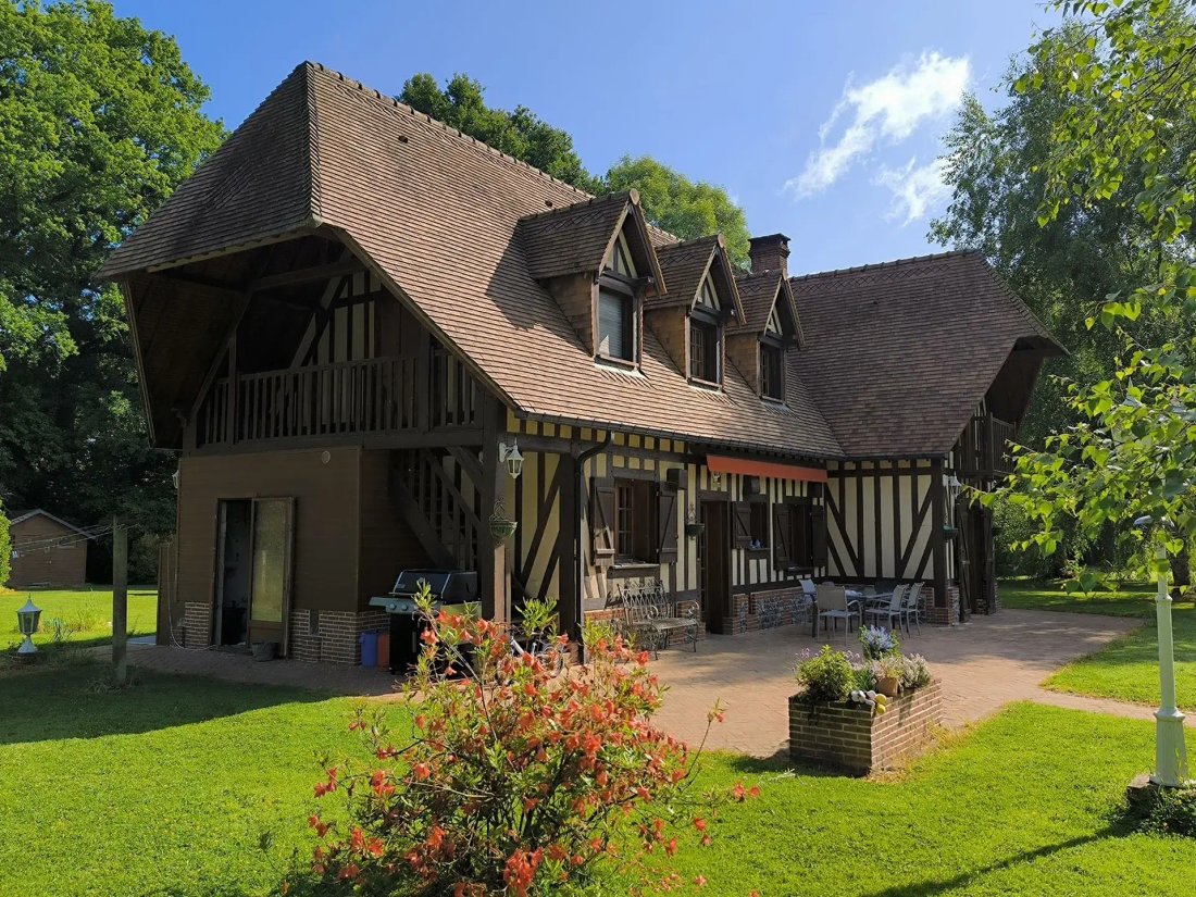 Estate in Cormeilles, Normandy, France 2 - 18189581