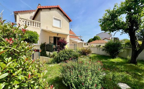House in Centre Ville, Houilles, France 1