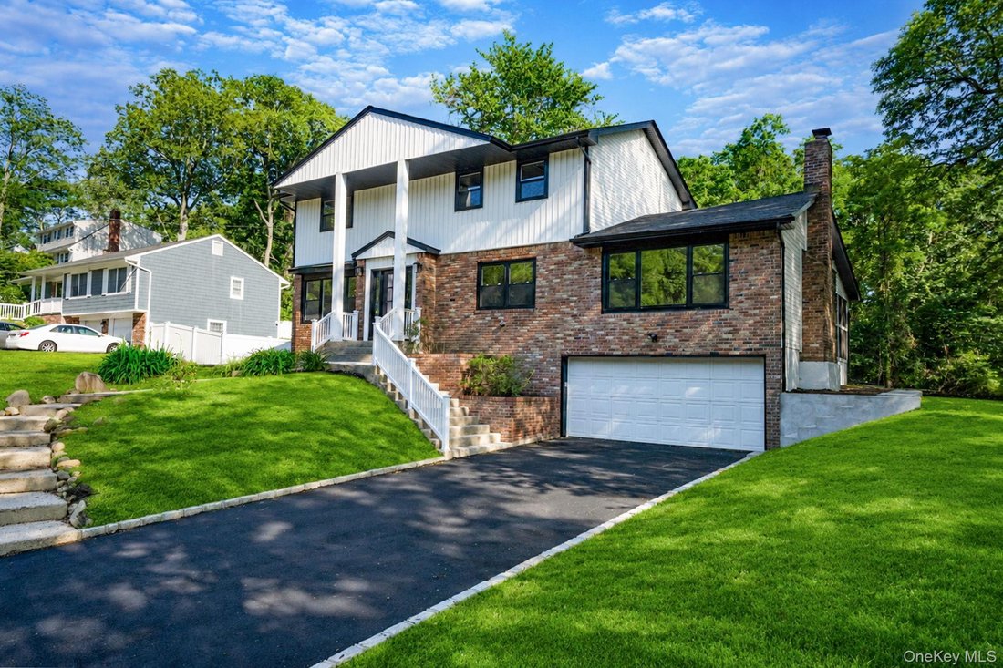 House in Northport, New York, United States 3 - 18191159