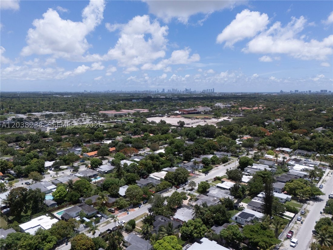House in Miami, Florida, United States 4 - 18193497