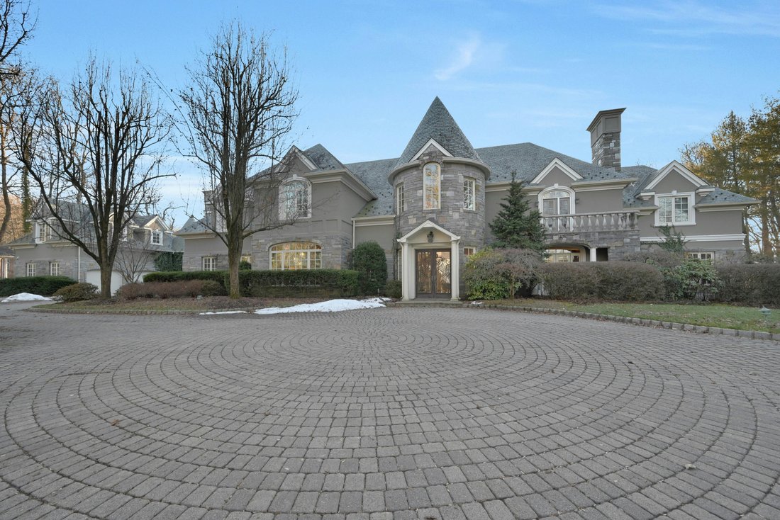 House in Saddle River, New Jersey, United States 3 - 18190214