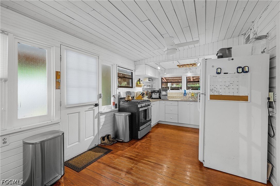 House in Bokeelia, Florida, United States 4 - 18190639