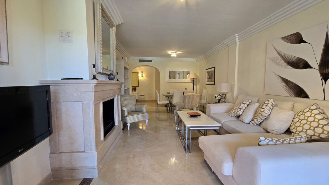 Apartamento en Nueva Andalucía, Marbella, España 5 - 18119762