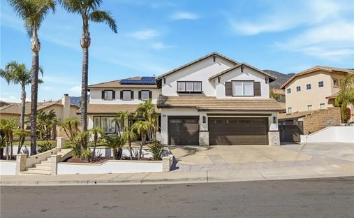 House in Fontana, California, United States 1