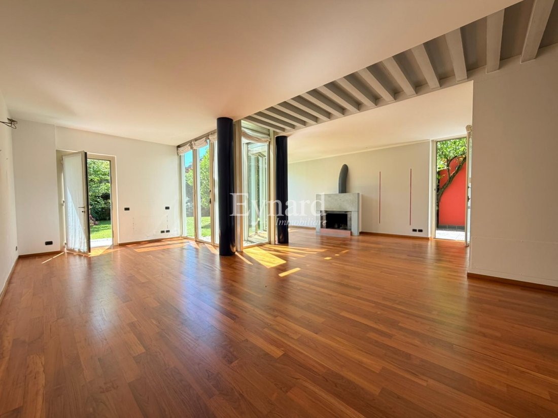 Villa in Gorle, Lombardy, Italy 2 - 15439863