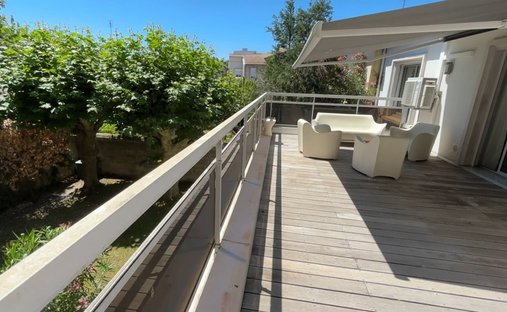 Villa in Caudéran-Barrière Judaïque, Bordeaux, France 1