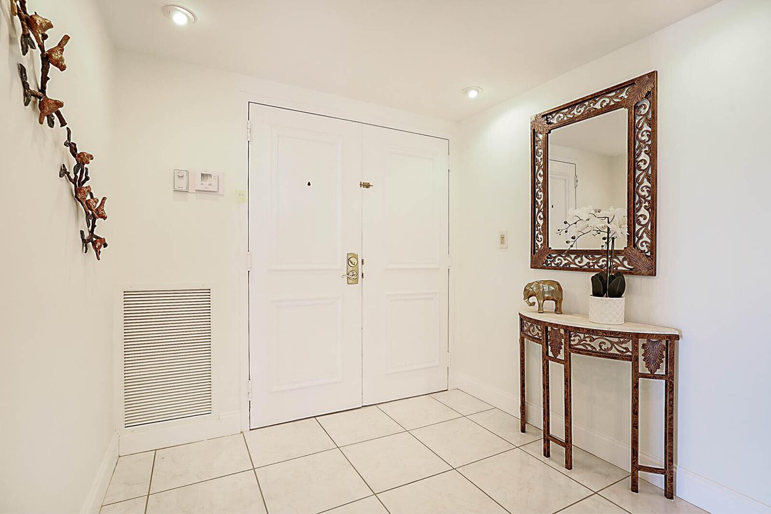 Condo in Boca Raton, Florida, United States 4 - 18191898