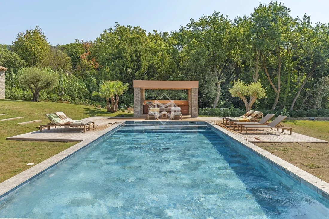 Villa in Ramatuelle, Provence-Alpes-Côte d'Azur, France 4 - 18189810