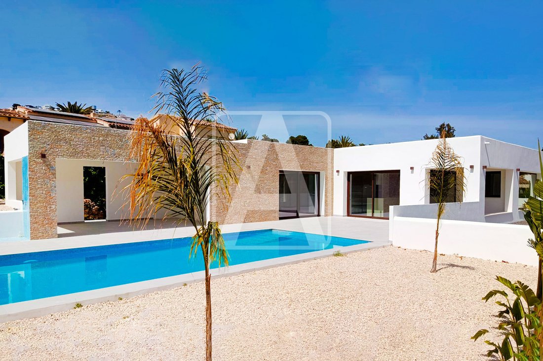 Villa in Moraira, Teulada, Valencian Community 1 - 18189967