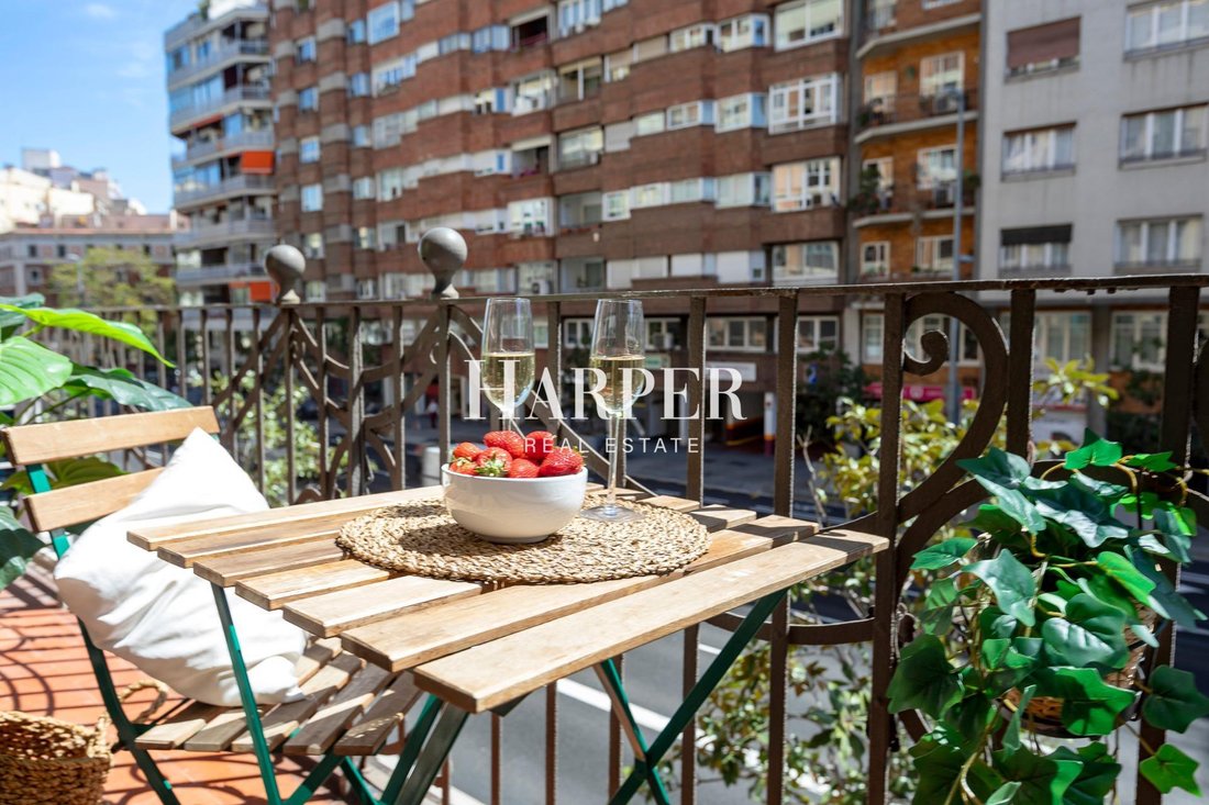 Apartment in Eixample, Barcelona, Spain 2 - 18191768
