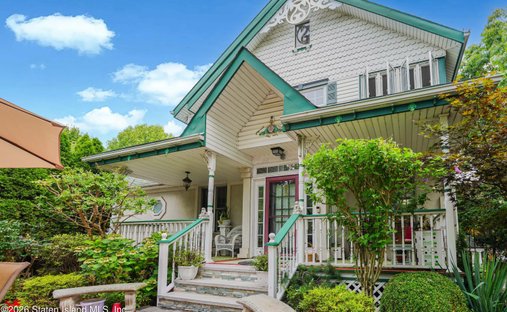 House in New York, New York, United States 1