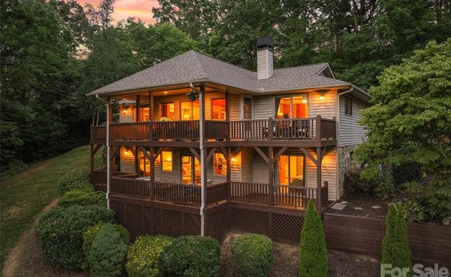 House in Clyde, North Carolina, United States 1