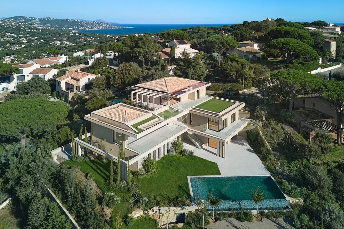 Villa in Nartelle-Noyer-Bellevue-bd des Sardinaux, Sainte-Maxime, France 3 - 12579203