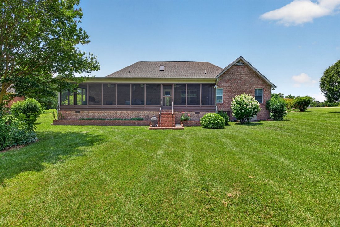 House in Sparta, Tennessee, United States 2 - 18193189