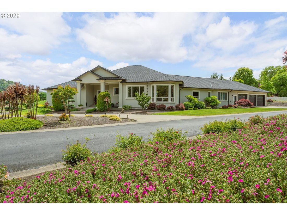 House in Roseburg, Oregon, United States 1 - 17973641