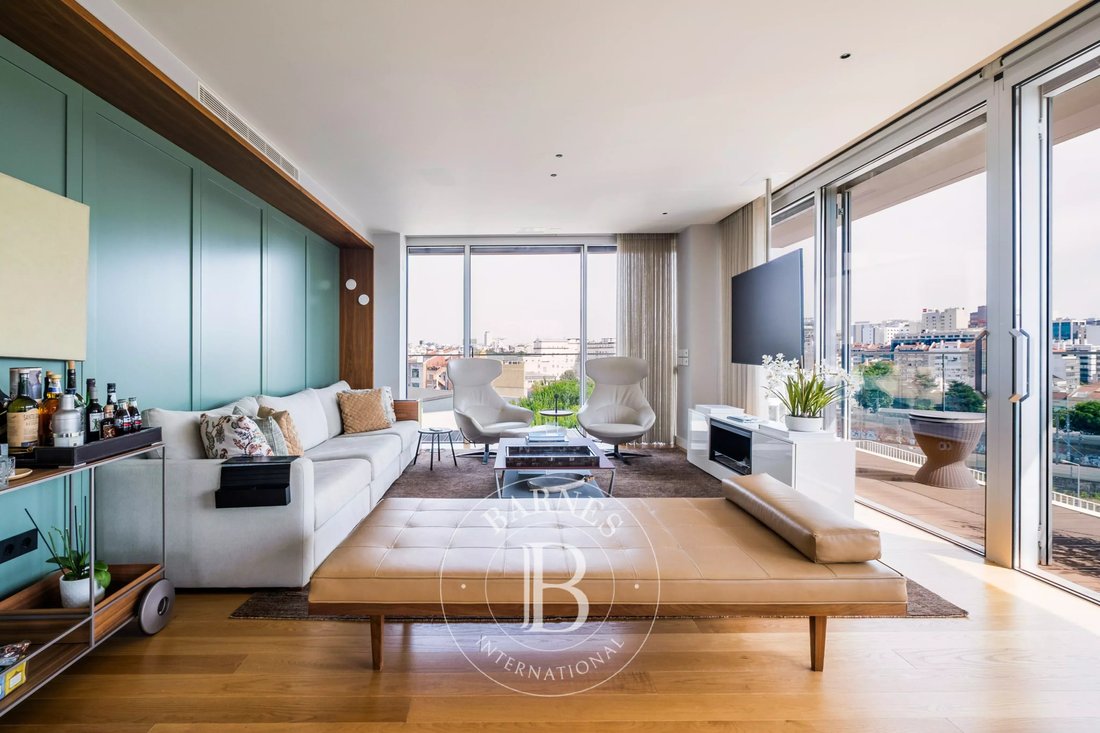 Apartment in Sao Domingos de Benfica, Lisbon, Portugal 3 - 18190493