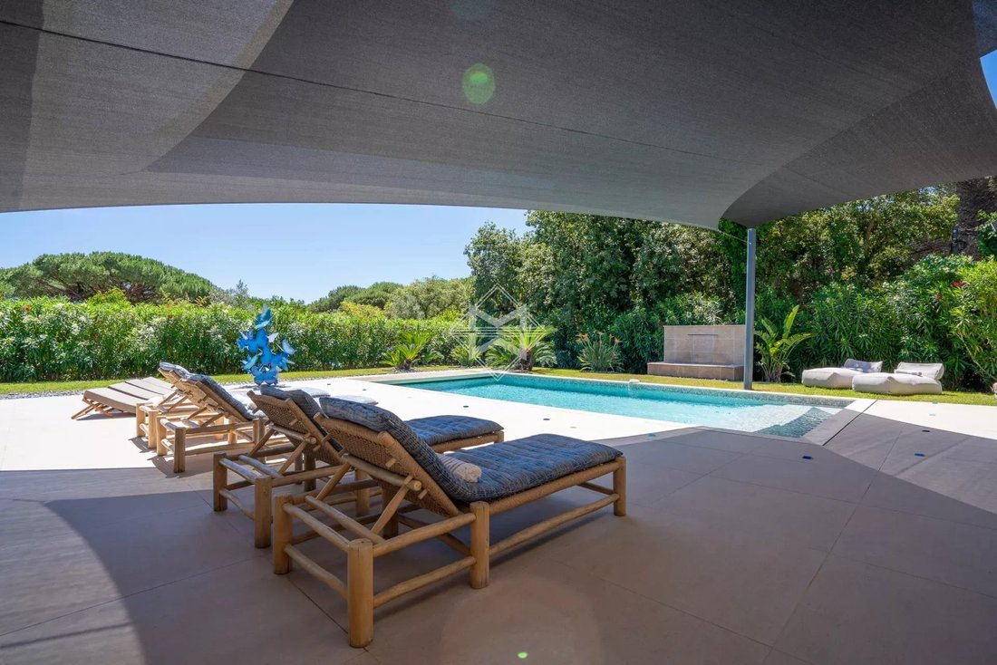 Estate in Ramatuelle, Provence-Alpes-Côte d'Azur, France 4 - 12345523