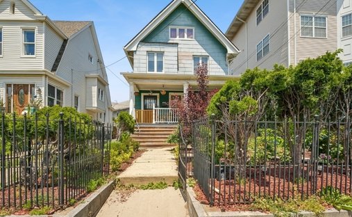 House in Elizabeth, New Jersey, United States 1