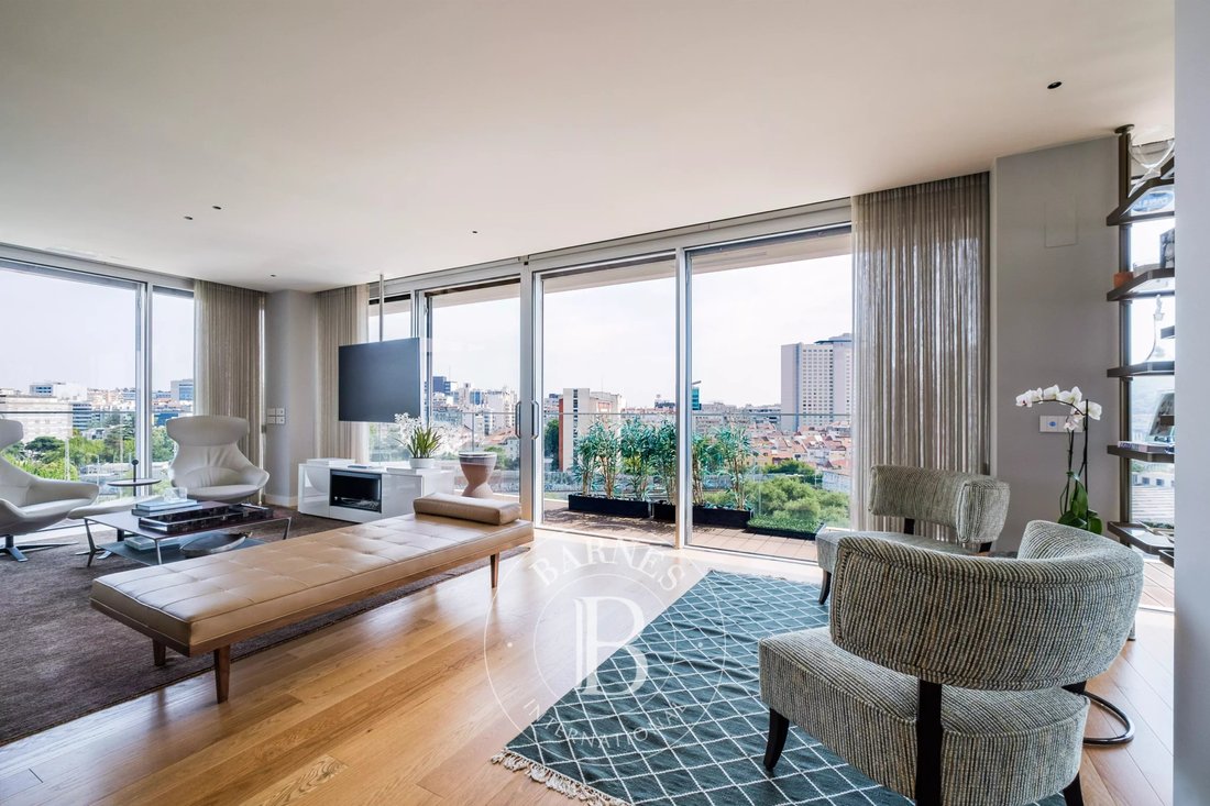 Apartment in Sao Domingos de Benfica, Lisbon, Portugal 4 - 18190493