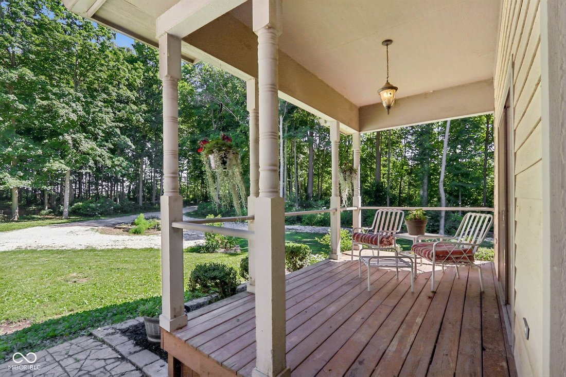 House in Summitville, Indiana, United States 5 - 18191338