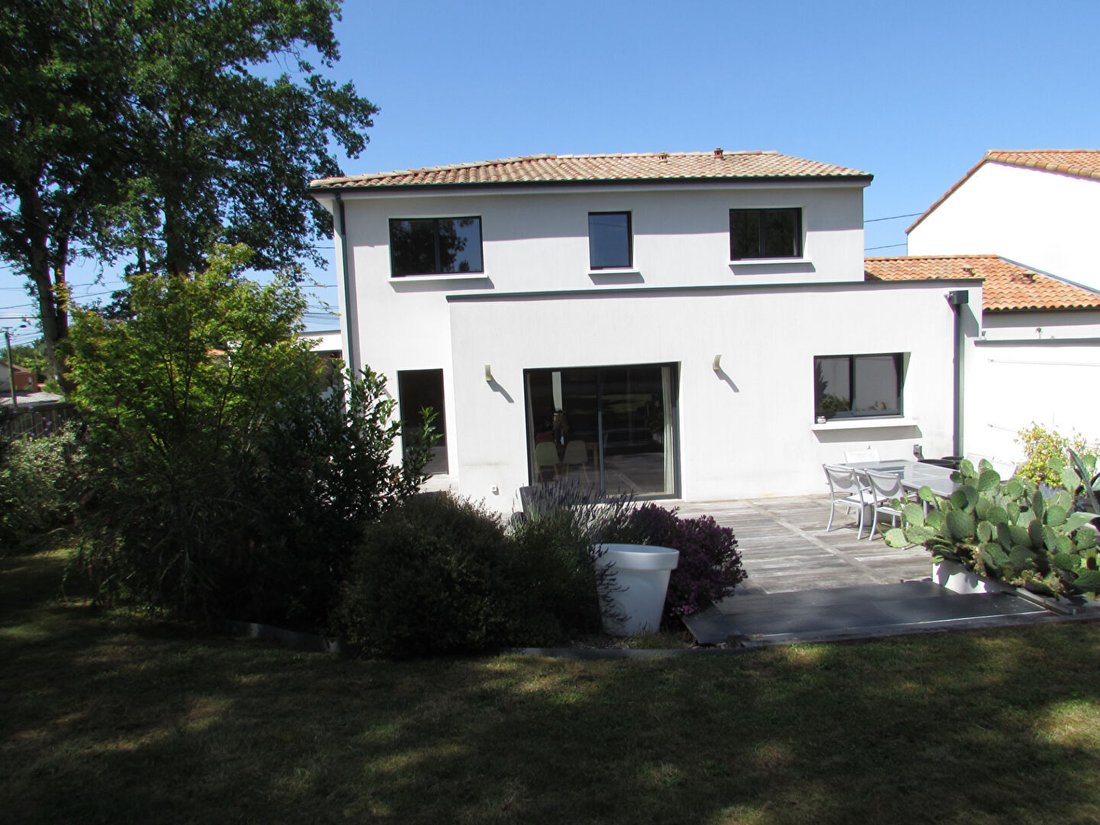 Villa in Nantes Erdre, Nantes, France 1 - 18190562