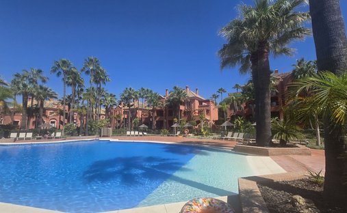 Wohnung in Nueva Andalucía, Marbella, Spanien 1