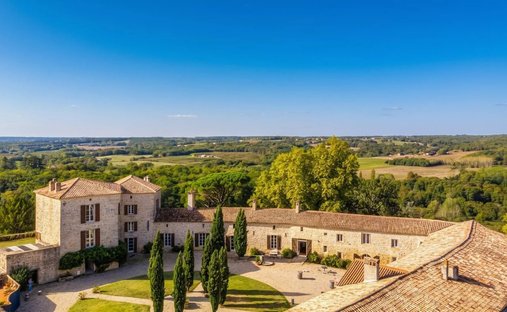 Castle in Coimeres, Nouvelle-Aquitaine, France 1